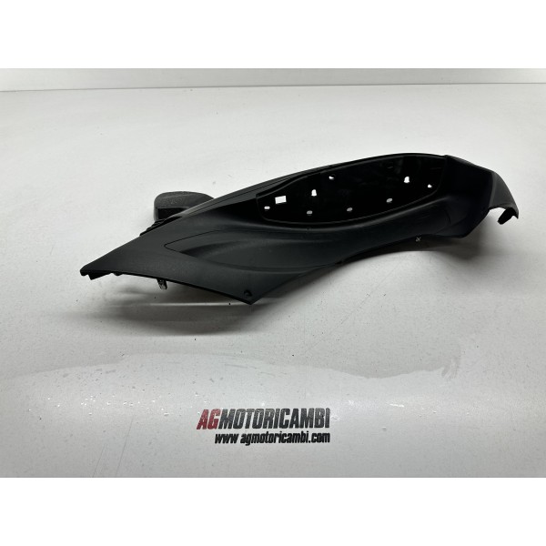 PEDANA SINISTRA SX PIAGGIO BEVERLY 300 MA21M...