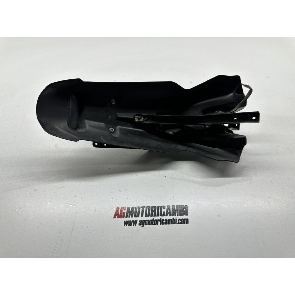 HINTERE KENNZEICHENHALTERUNG PIAGGIO BEVERLY...