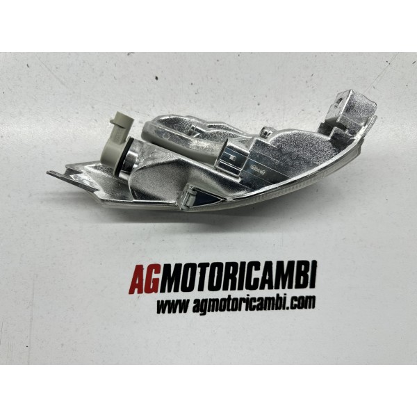 FARO FANALE POSTERIORE DX PIAGGIO BEVERLY 300...