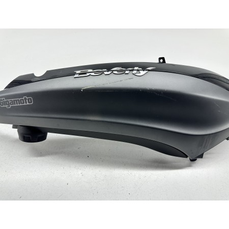 CARENADO PANEL LATERAL TRASERO DERECHO PIAGGIO BEVERLY 300 2010-2016