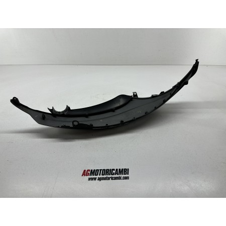 CARENADO PANEL LATERAL TRASERO DERECHO PIAGGIO BEVERLY 300 2010-2016