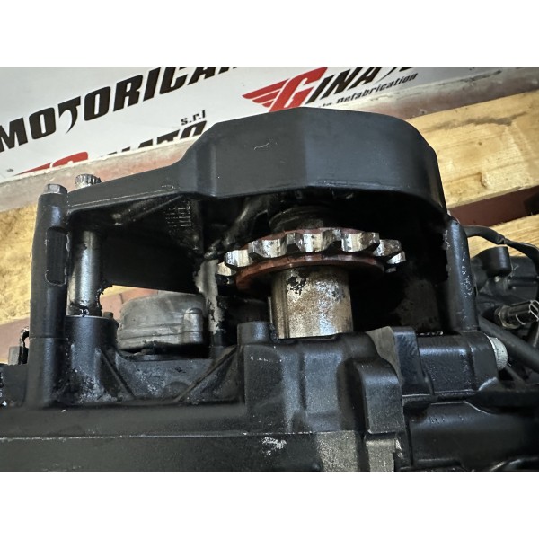 COMPLETE ENGINE BLOCK SUZUKI GSR 600...