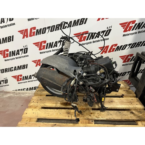 BLOC MOTEUR COMPLET PAGGIO TYPHON APRILIA SR...