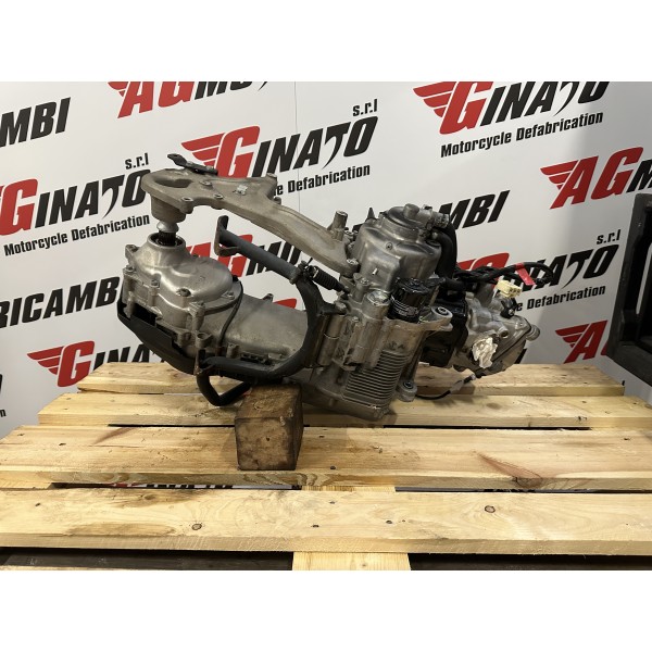 M692M PIAGGIO BEVERLY 300 2010-2016 KOMPLETTER...