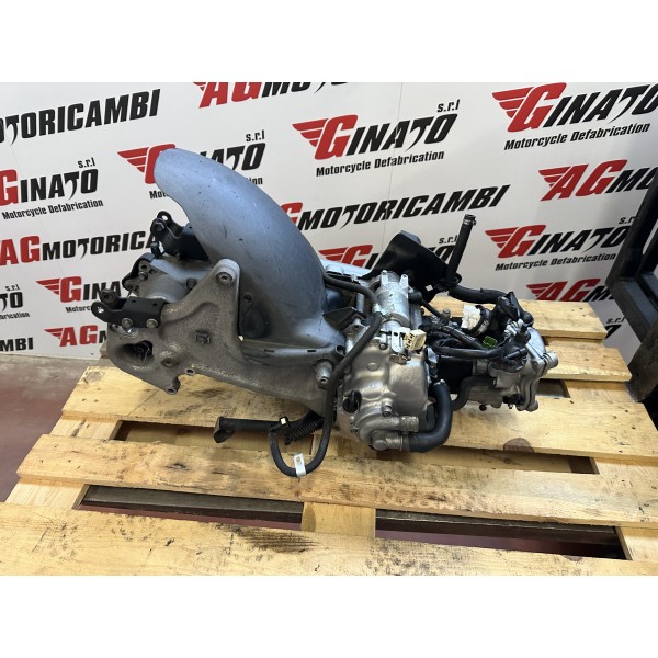 BLOQUE MOTOR COMPLETO M692M 40000KM PIAGGIO...