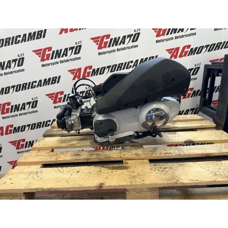 BLOQUE MOTOR COMPLETO PIAGGIO VESPA 250 GTS GT 2005-2012 M472M
