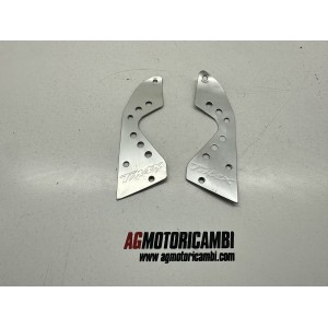 PAIR RIGHT LEFT FOOTPEG MOLDINGS ALUMINUM YAMAHA TMAX...