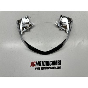 PLASTICA CORNICE CROMATA COVER FARO POSTERIORE HONDA SH... 2