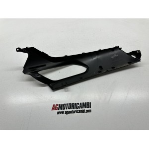 CARÉNAGE CARROSSERIE SOUS REPOSE-PIEDS GAUCHE HONDA SH... 2