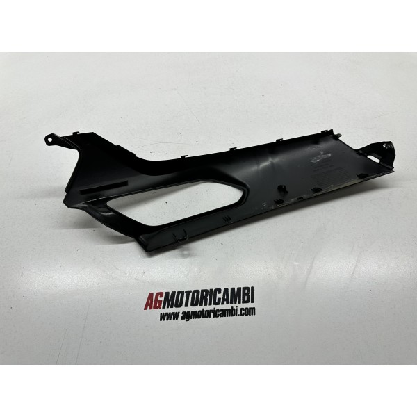VERKLEIDUNG UNTER TRITTBRETT LINKS HONDA SH...
