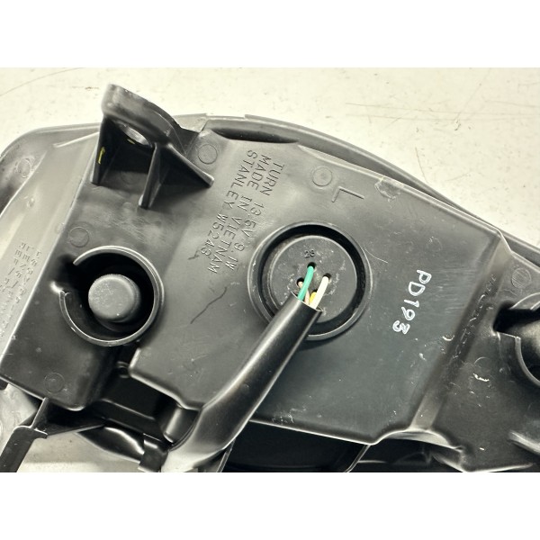 FRONT LEFT ARROW ORIGINAL HONDA SH 125-150...