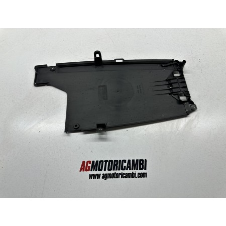 BAJOS DE PLÁSTICO HONDA SH 125-150 2020-2025