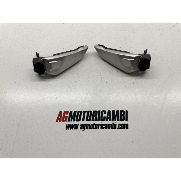 PAIR PASSENGER FOOTPEGS RIGHT LEFT HONDA SH...