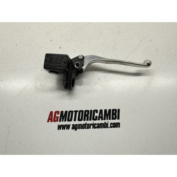 FRONT RIGHT BRAKE MASTER CYLINDER HONDA SH...