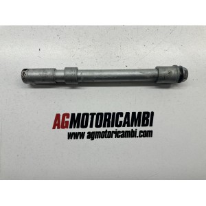 AXE DE ROUE AVANT HONDA HORNET 600 PC25E 2005 2006