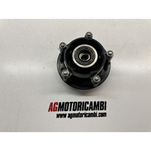 HUB REAR WHEEL SPROCKET HONDA HORNET 600 PC25E...