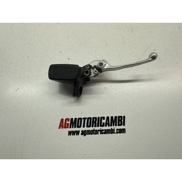 FRONT RIGHT BRAKE MASTER CYLINDER HONDA HORNET...