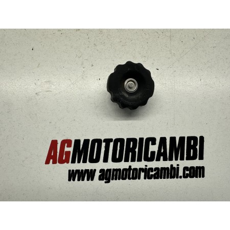 YAMAHA FZ8 800 2011-2015 BOUCHON DE RADIATEUR