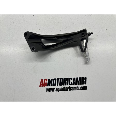 PEDAL TRASERO IZQUIERDO YAMAHA FZ8 800 2011-2015