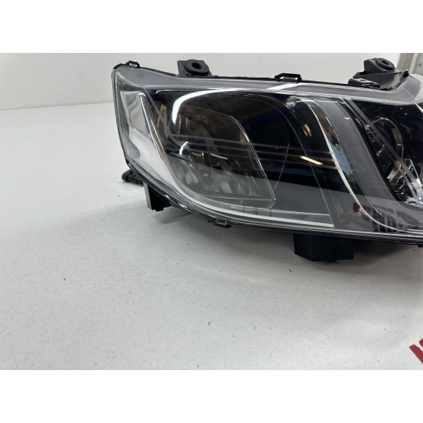 FRONT LIGHT HEADLIGHT PERFECT PIAGGIO X10 350 i...