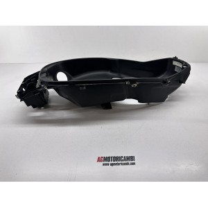 COMPARTIMENTO BAJO ASIENTO PIAGGIO X10 350 i ABS...