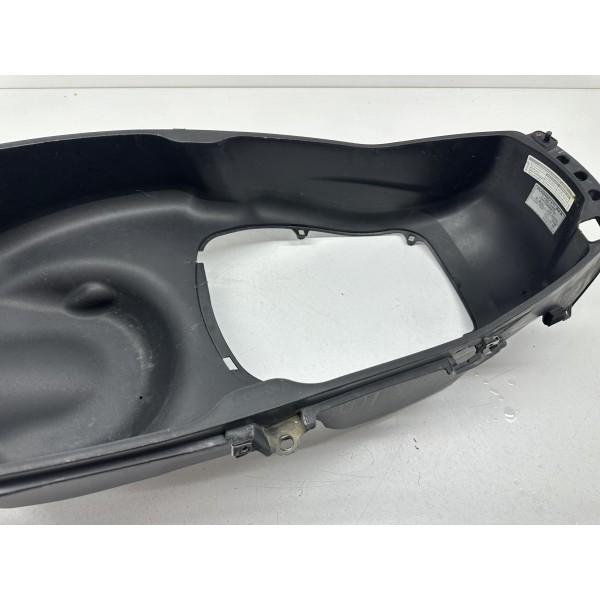 COMPARTIMENTO BAJO ASIENTO PIAGGIO X10 350 i...