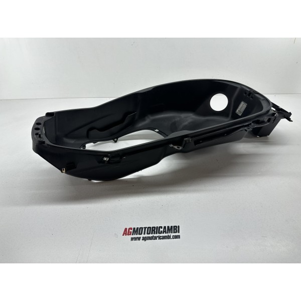 COMPARTIMENTO BAJO ASIENTO PIAGGIO X10 350 i...