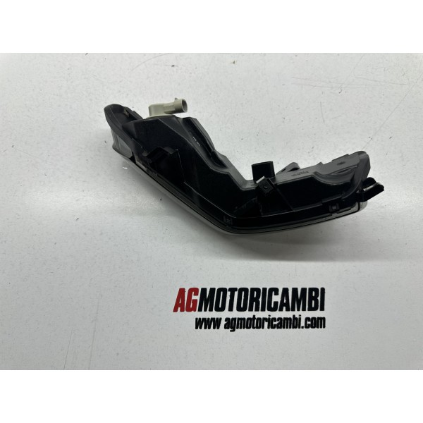 Scheinwerfer links Rücklicht PIAGGIO X10 350 i...