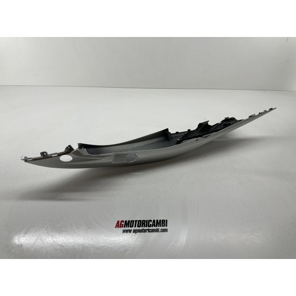 REAR RIGHT FAIRING SUZUKI BURGMAN AN 400 2022-2025