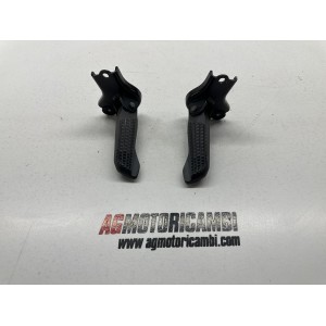 REPOSAPIÉS PASAJERO DERECHO SX SUZUKI BURGMAN AN 400... 2