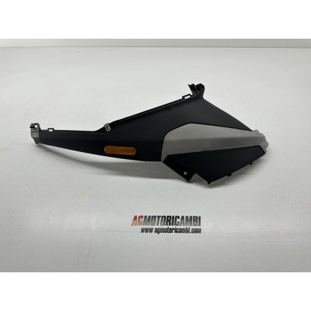 RIGHT SIDE PLASTIC PIAGGIO NRG POWER DD DT 50 2T 2005-2017