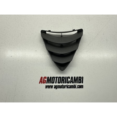 TOMA DE AIRE DELANTERA REJILLA DEL RADIADOR PIAGGIO NRG POWER DD 50 2T 2005-2017