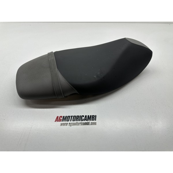 SELLA PIAGGIO NRG POWER DD DT 50 2T 2005-2017