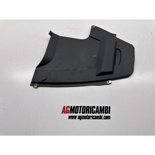 PLASTICO BAJO COLA PIAGGIO NRG POWER DD 50 2T...