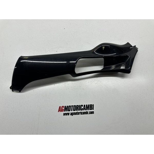 VERKLEIDUNG UNTER TRITTBRETT LINKS PIAGGIO X...