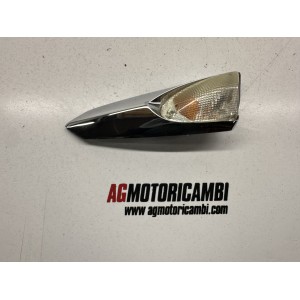 FRECCIA ANTERIORE DESTRA DX PIAGGIO X EVO 250 2007-2011