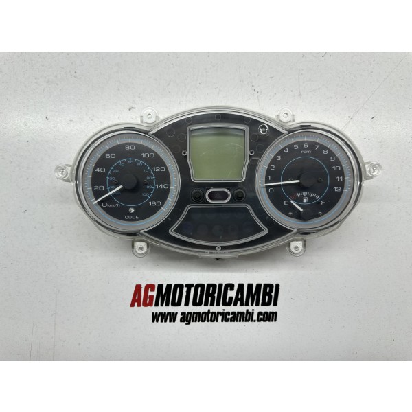 STRUMENTAZIONE DISPLAY 35000KM PIAGGIO X EVO...