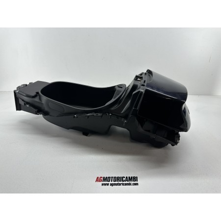 VANO SOTTO SELLA PIAGGIO X EVO 250 2007-2011