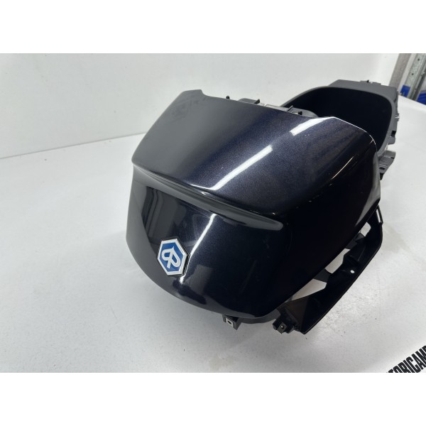 VANO SOTTO SELLA PIAGGIO X EVO 250 2007-2011