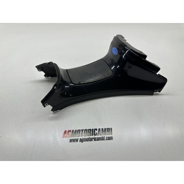 KUNSTSTOFF TUNNELTRITTBRETT TÜR PIAGGIO X EVO...