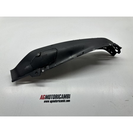 REPOSAPIÉS DERECHO PIAGGIO X EVO 250 2007-2011