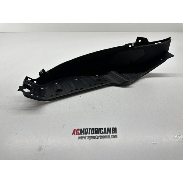 PEDANA SINISTRA SX PIAGGIO X EVO 250 2007-2011