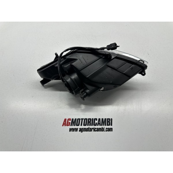 SCHEINWERFER VORNE LINKS PEUGEOT METROPOLIS 400...