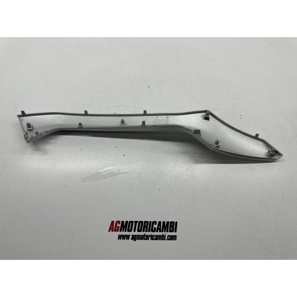 CARÉNAGE LATÉRAL SOUS MARCHEPIED GAUCHE PEUGEOT...