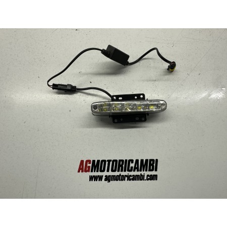 LUCE POSIZIONE FARO ANTERIORE PEUGEOT METROPOLIS 400 2013-2016 2017