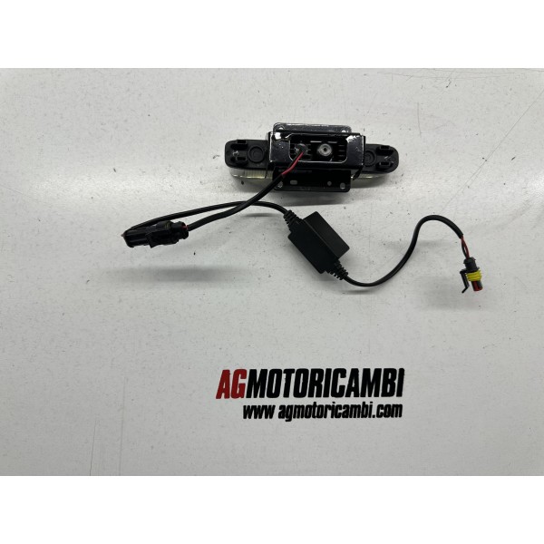 FEU DE POSITION AVANT PEUGEOT METROPOLIS 400...