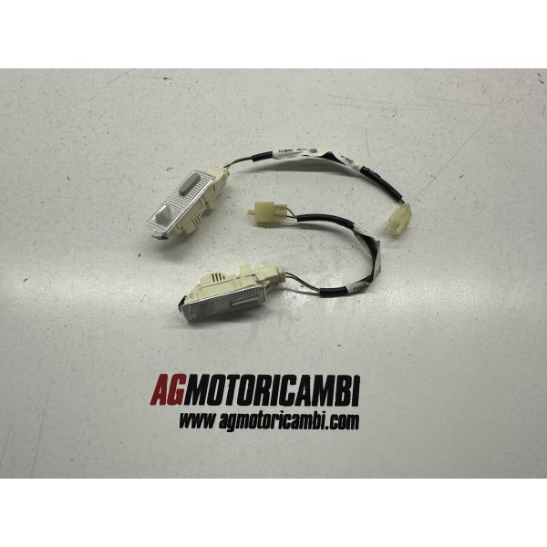 PAAR UNTER SITZ LICHTER PEUGEOT METROPOLIS 400...