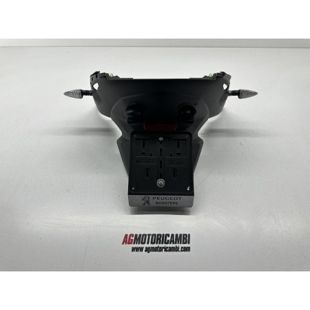 PEUGEOT METROPOLIS 400 2013-2016 2017 GARDE-BOUE ARRIÈRE SUPPORT DE PLAQUE D'IMMATRICULATION