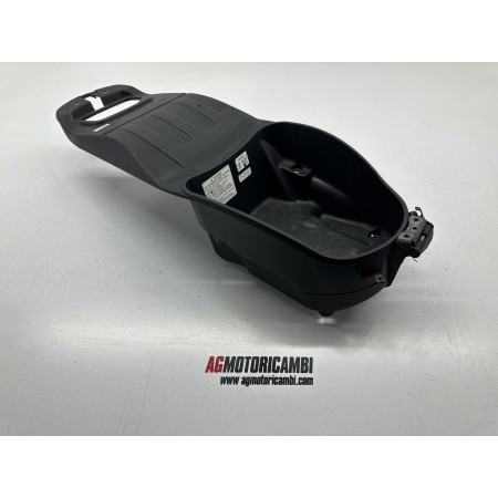 FACH UNTER DEM SATTEL HONDA SH 300 2006-2010