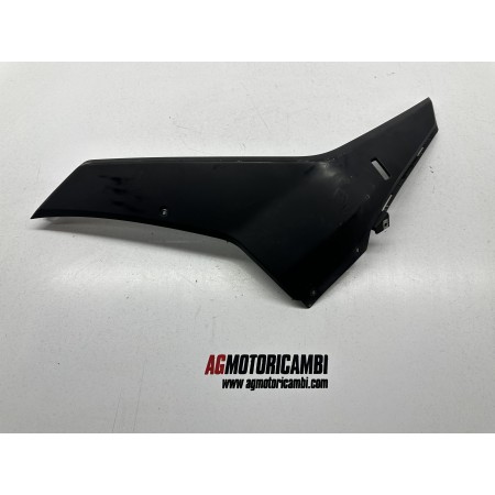 PANNEAU LATÉRAL SOUS REPOSE-PIEDS GAUCHE SYMISYM CRUISYM 300 ABS 2017-2020